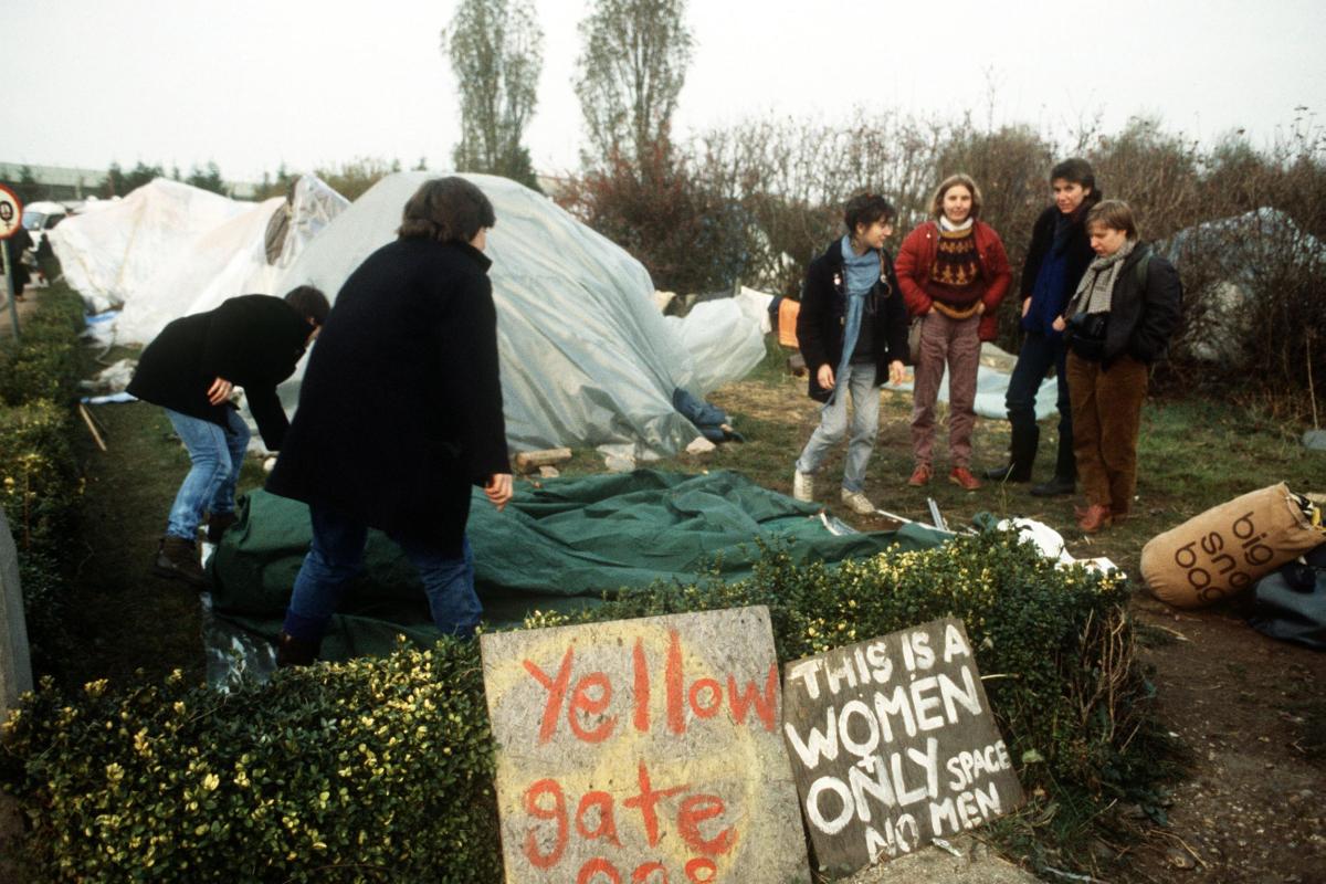 Peace protestors at RAF Greenham Common, 1981. 