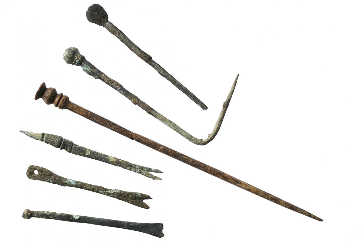 Roman pins from excavations at Beanacre, Wiltshire