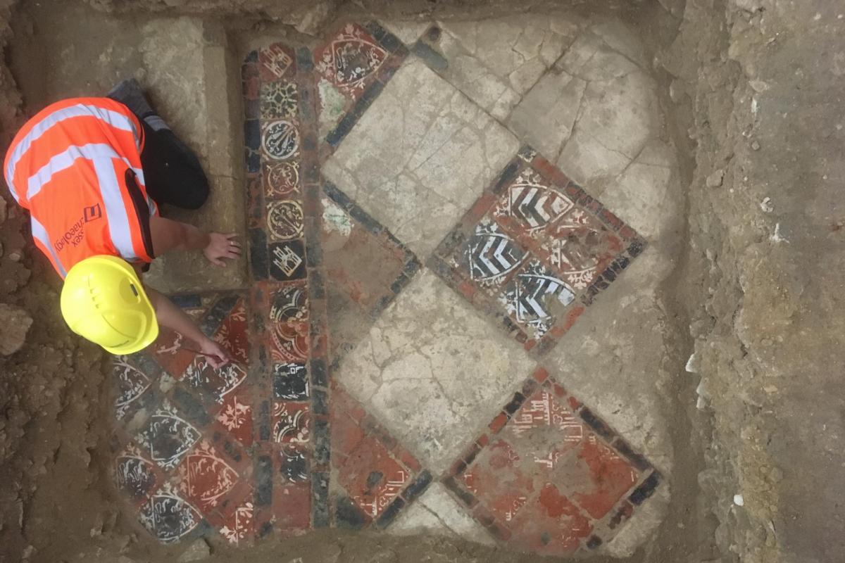Medieval tile floor found beneath Bath Abbey