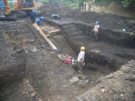 The Time Team excavating at Codnor Castle