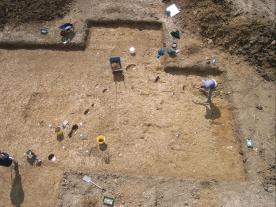 Time Team excavations at Knave Hill, Stonton Wyville